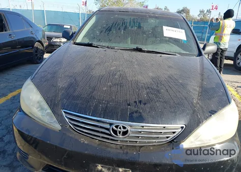 2005 Toyota Camry Std из США, поврежденный, VIN 4T1BE32K55U075329